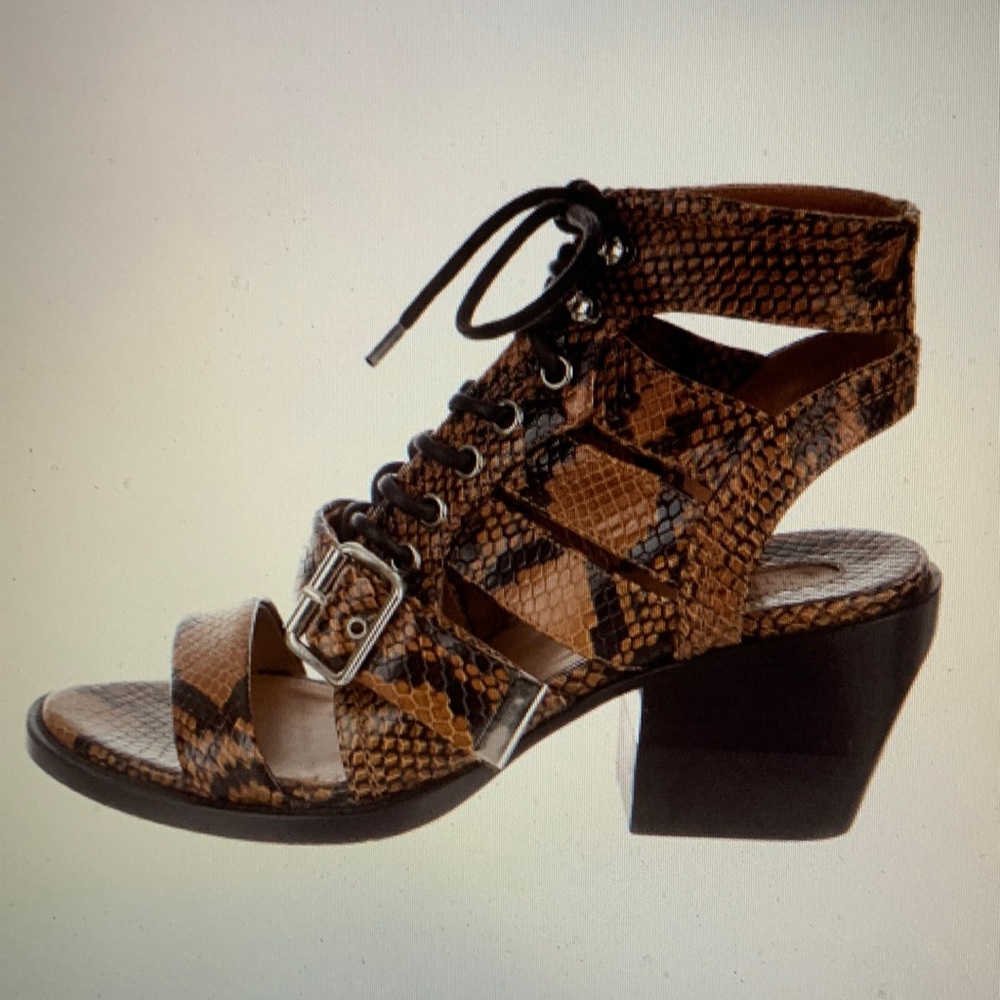 CHLOE NWT size 40 (9.5/10) Rylee Leather Gladiator Sandals